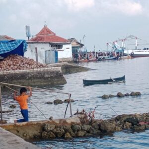 Ekologi Kesadaran: Relasi Manusia dan Alam dalam Dimensi Kemanusiaan